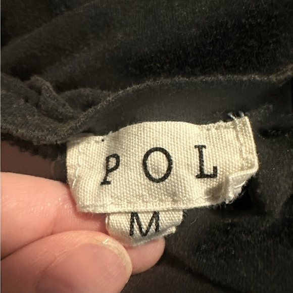 POL Black Short Sleeve Deep V-Neck Top - Picture 2 of 6